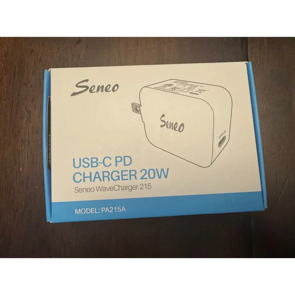 Seneo USB-C PD Charger 20W NIB Model PA215A